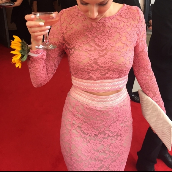 Pink Lace Set - Picture 2 of 3